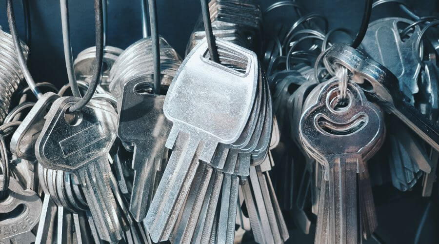 Professional gutter cleaning in Hartford City, IN